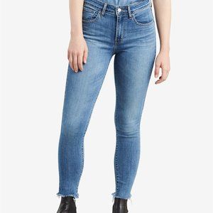 Levi's Women's Skinny Jeans - Light Blue